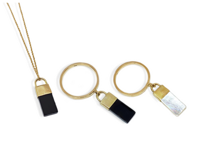 onyx capsule necklace | 18k gold